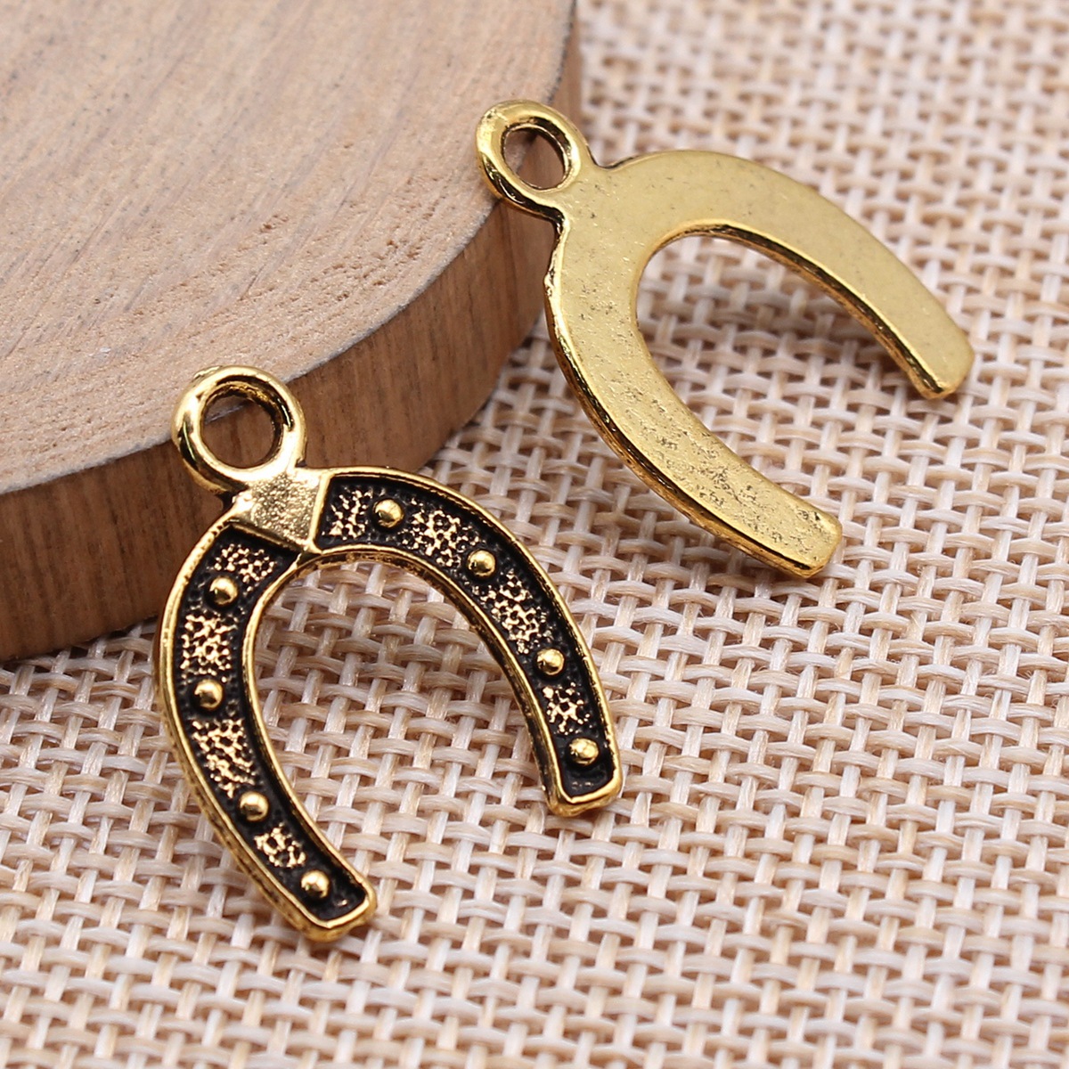 40pcs 23x18mm(0.91x0.71inch) 4 - Vintage Fashion Wholesale review and price