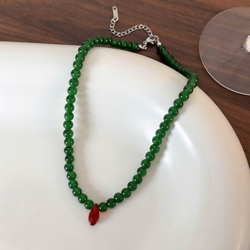 Vintage Green Beaded Necklace  - Vintage Fashion Faire review and price