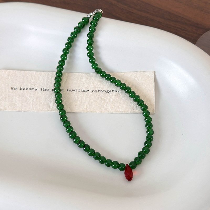 Vintage Green Beaded Necklace  - Vintage Fashion Faire review and price