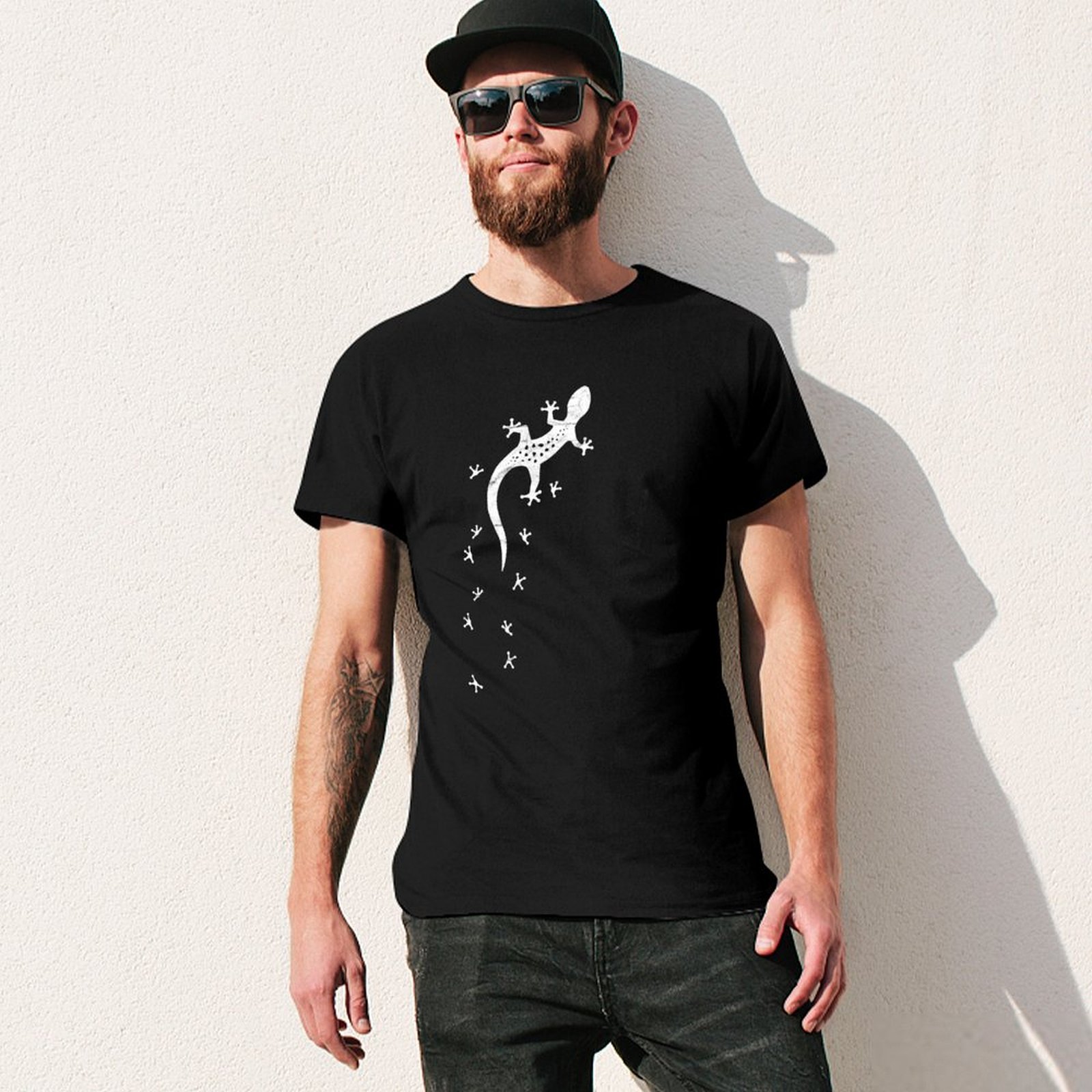 Retro Lizard Drawing With Trac - Vintage Fashion Drawings review and price